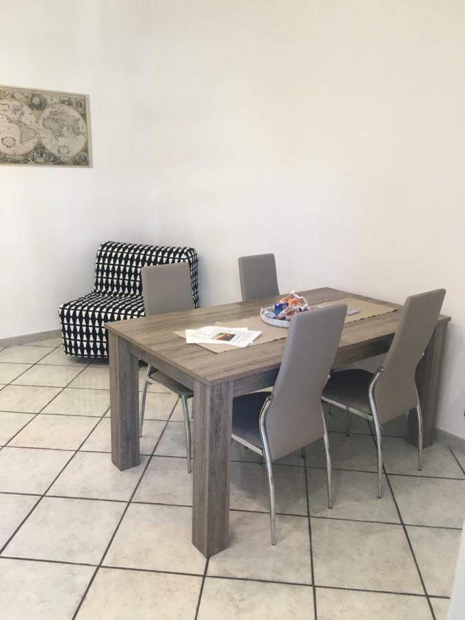 קטאניה Luxurious Street Apartments מראה חיצוני תמונה